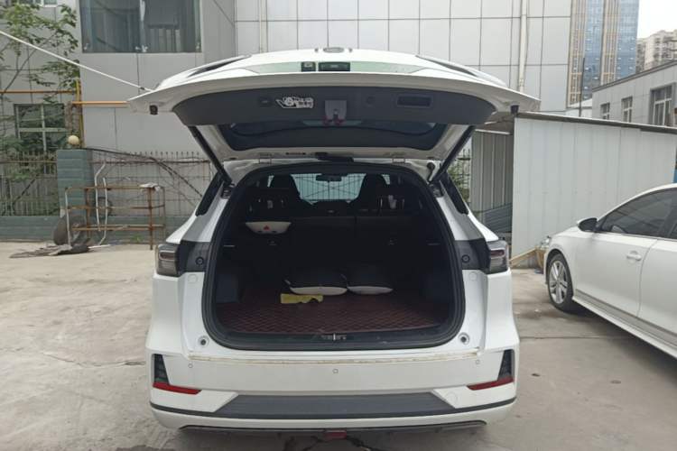 Used CHANGAN NEVO Q05 2024 All-New Flavorful Edition 125 Flagship Model - CATL Trunk