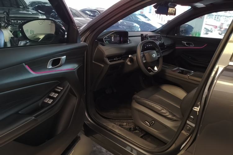 Used CHANGAN NEVO Q05 2025 Truly Delicious Version 125cc Beyond-Excellent Type Driver Seat