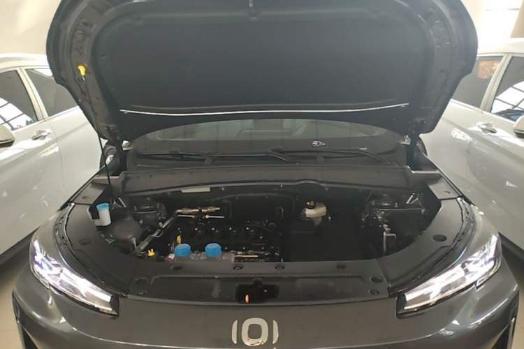 Used CHANGAN NEVO Q05 2025 Truly Delicious Version 125 Leading-Edge Edition Engine Bay