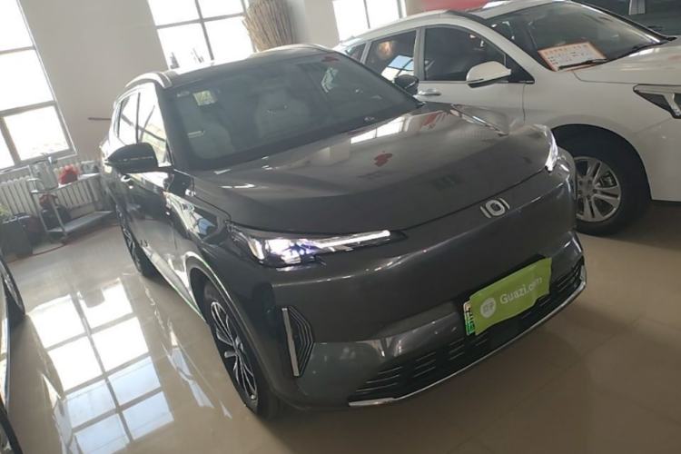 Used CHANGAN NEVO Q05 2025 Truly Delicious Version 125 Leading-Edge Edition Front Right 45 Deg