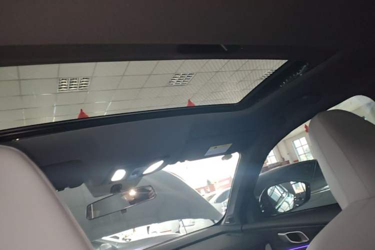 Used CHANGAN NEVO Q05 2025 Truly Delicious Version 125 Leading-Edge Edition Headliner