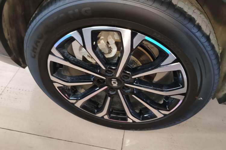 Used CHANGAN NEVO Q05 2025 Truly Delicious Version 125cc Beyond-Excellent Type Right Rear Wheel Hub