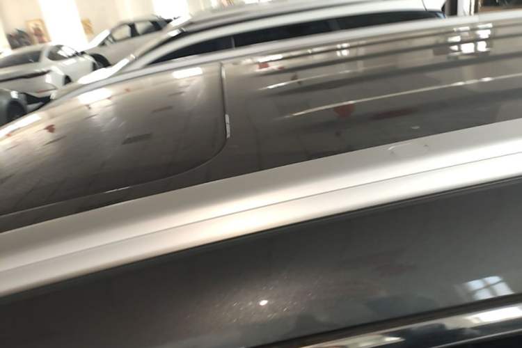 Used CHANGAN NEVO Q05 2025 Truly Delicious Version 125 Leading-Edge Edition Roof
