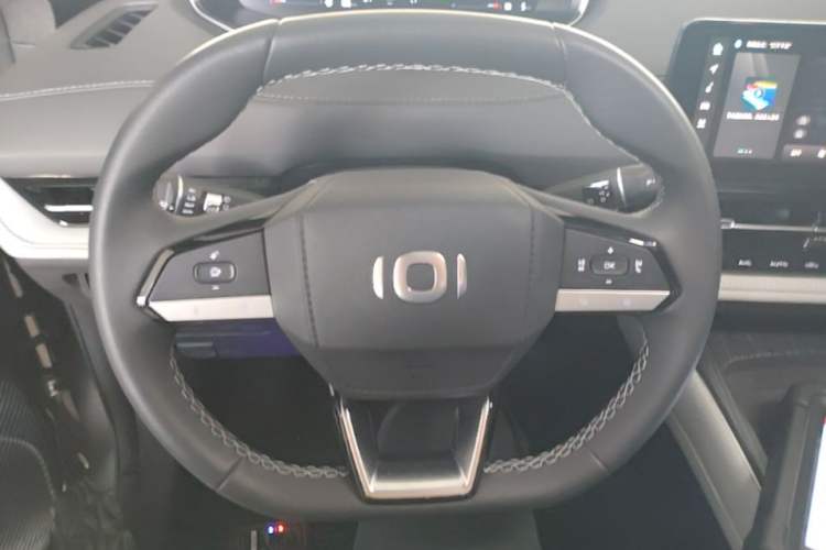 Used CHANGAN NEVO Q05 2025 Truly Delicious Version 125 Leading-Edge Edition Steering Wheel