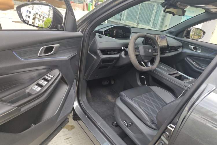 Used CHANGAN NEVO Q05 2025 Truly Delicious Version 125 Deluxe Edition Driver Seat