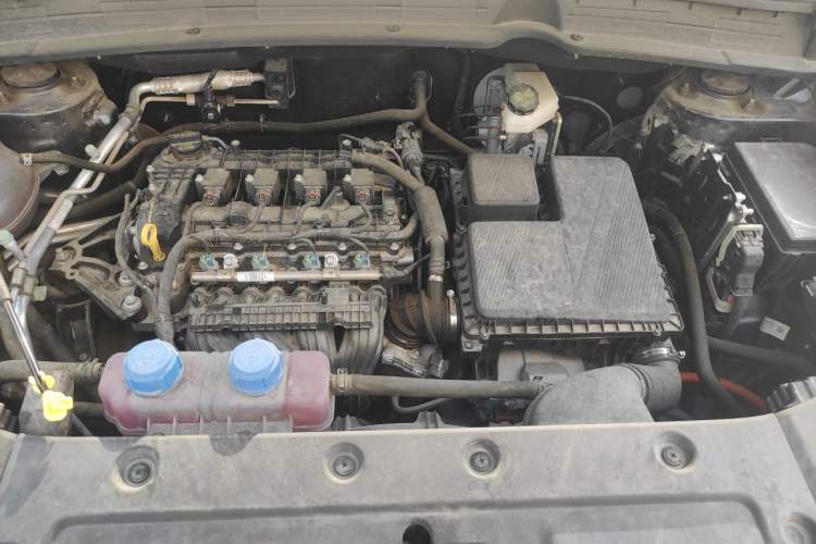 Used CHANGAN NEVO Q05 2025 Truly Delicious Version 125cc Beyond-Excellent Type Engine Bay