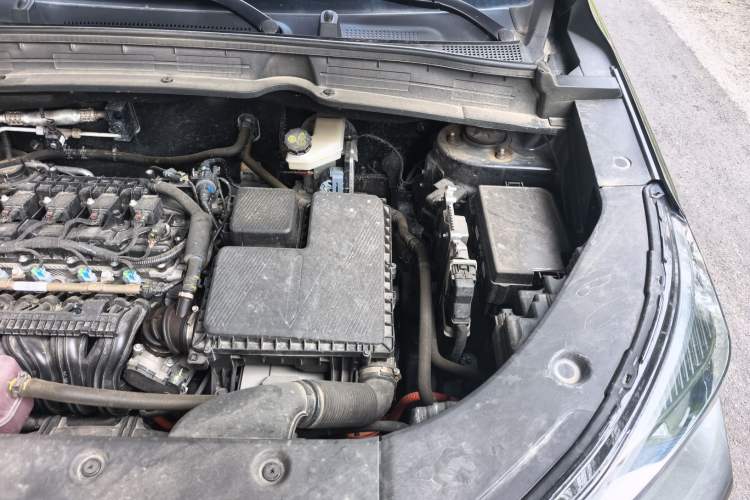 Used CHANGAN NEVO Q05 2025 Truly Delicious Version 125cc Beyond-Excellent Type Engine Bay Left