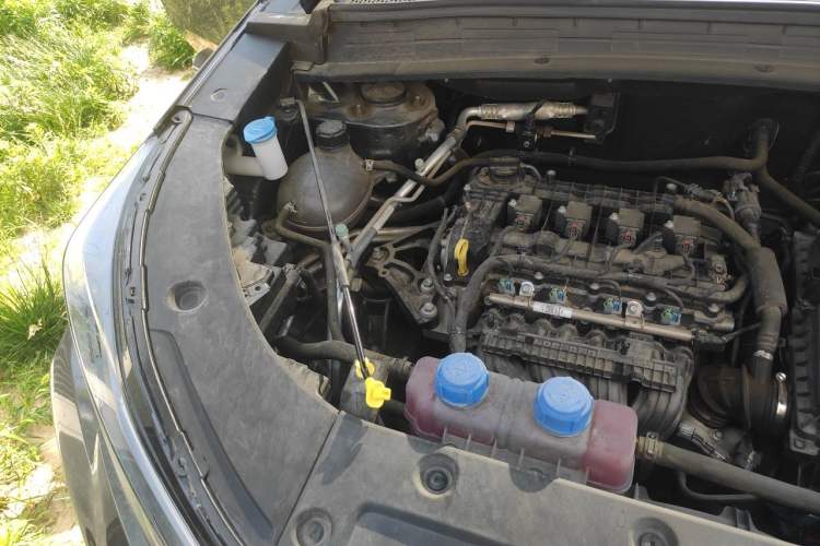 Used CHANGAN NEVO Q05 2025 Truly Delicious Version 125cc Beyond-Excellent Type Engine Bay Right