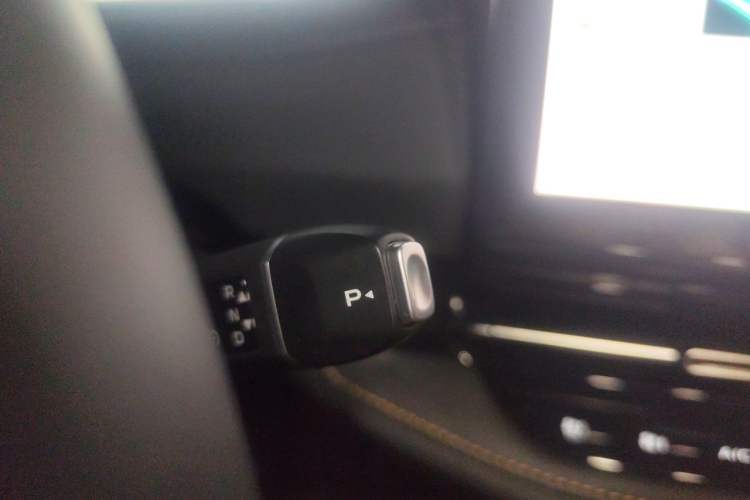 Used CHANGAN NEVO Q05 2025 Truly Delicious Version 125cc Beyond-Excellent Type Gear Lever