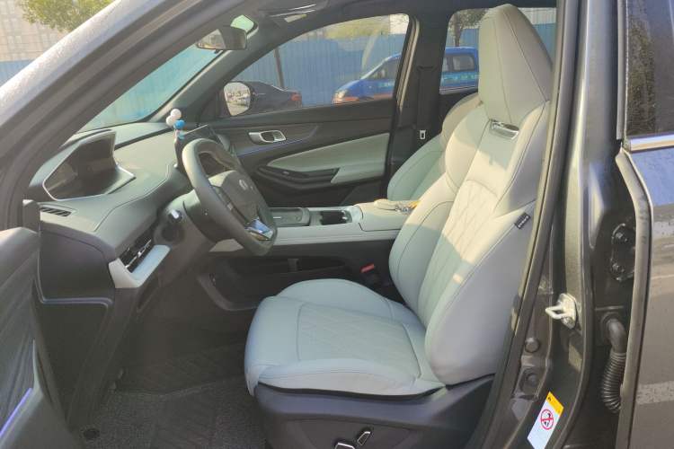Used CHANGAN NEVO Q05 2025 Truly Delicious Version 125 Deluxe Edition Left Front Seat