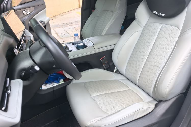 Used CHANGAN NEVO Q05 2025 Truly Delicious Version 125cc Beyond-Excellent Type Left Front Seat