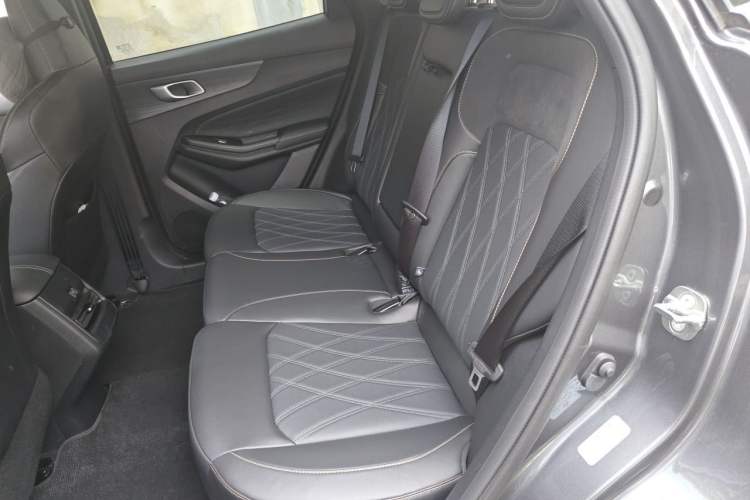 Used CHANGAN NEVO Q05 2025 Truly Delicious Version 125 Deluxe Edition Left Rear Seat