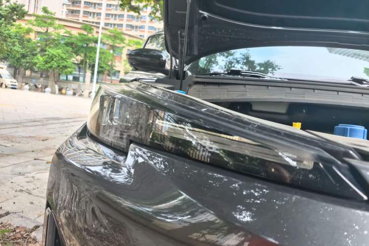 Used CHANGAN NEVO Q05 2025 Truly Delicious Version 125cc Beyond-Excellent Type Right Front Headlight