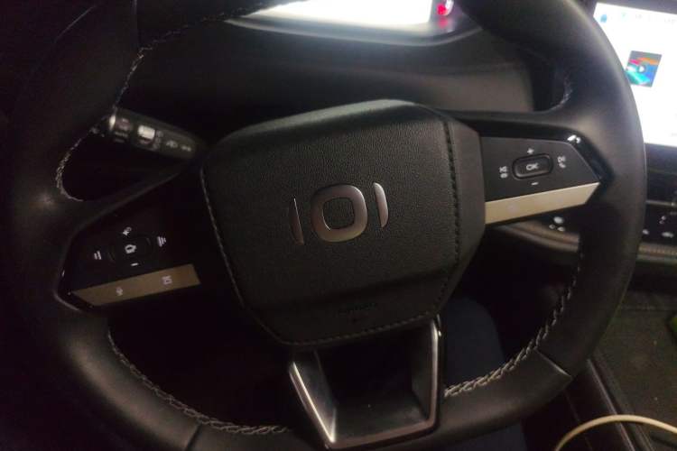 Used CHANGAN NEVO Q05 2025 Truly Delicious Version 125cc Beyond-Excellent Type Steering Wheel