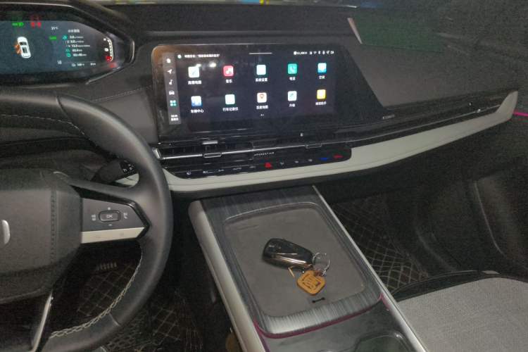 Used CHANGAN NEVO Q05 2025 Truly Delicious Version 125cc Beyond-Excellent Type Audio And AC Panel