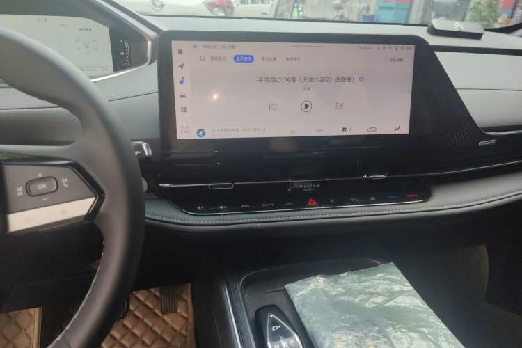 Used CHANGAN NEVO Q05 2025 Truly Delicious Version 125cc Beyond-Excellent Type Audio And AC Panel