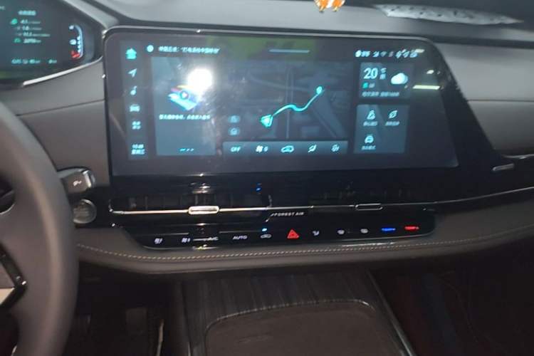 Used CHANGAN NEVO Q05 2025 Truly Delicious Version 125 Deluxe Edition Audio And AC Panel