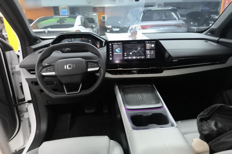 Used CHANGAN NEVO Q05 2025 Truly Delicious Version 125cc Beyond-Excellent Type Center Console