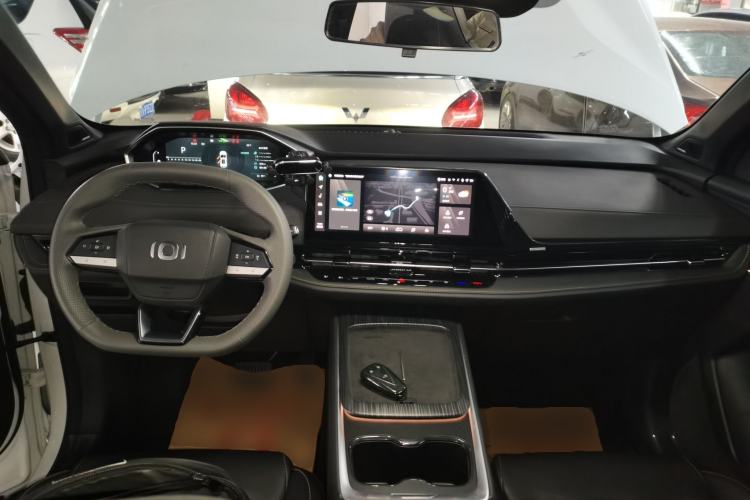 Used CHANGAN NEVO Q05 2025 Truly Delicious Version 125cc Beyond-Excellent Type Center Console