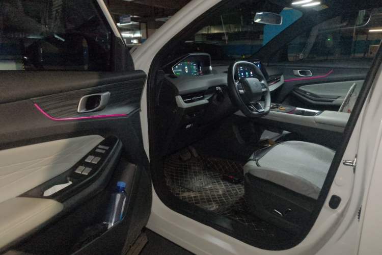 Used CHANGAN NEVO Q05 2025 Truly Delicious Version 125cc Beyond-Excellent Type Driver Seat