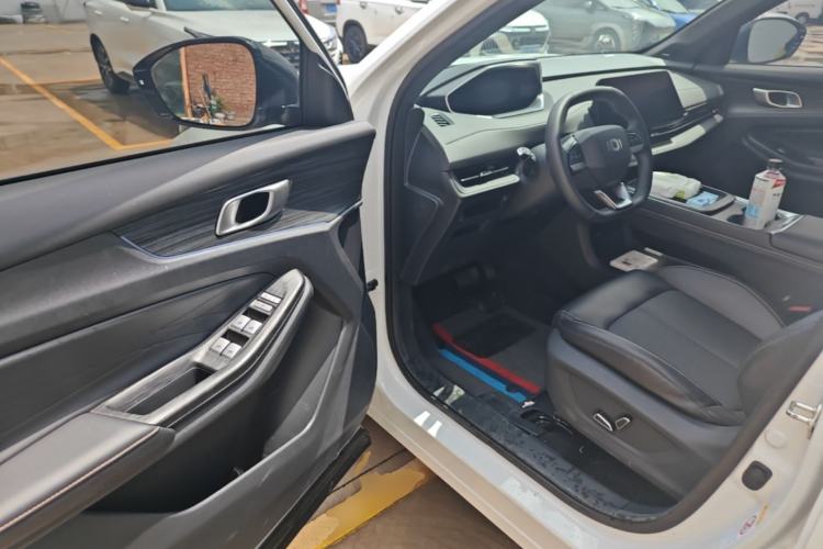 Used CHANGAN NEVO Q05 2025 Truly Delicious Version 125cc Beyond-Excellent Type Driver Seat