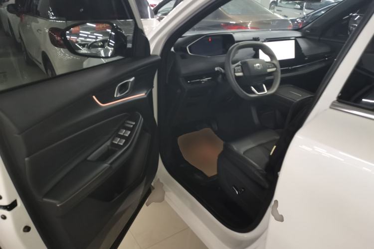 Used CHANGAN NEVO Q05 2025 Truly Delicious Version 125cc Beyond-Excellent Type Driver Seat