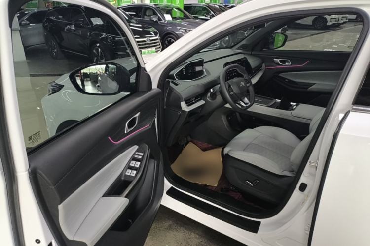 Used CHANGAN NEVO Q05 2025 Truly Delicious Version 125cc Beyond-Excellent Type Driver Seat