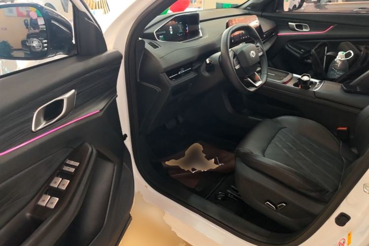 Used CHANGAN NEVO Q05 2025 Truly Delicious Version 125 Deluxe Edition Driver Seat