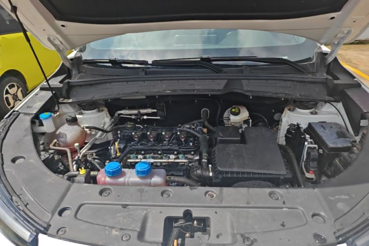 Used CHANGAN NEVO Q05 2025 Truly Delicious Version 125cc Beyond-Excellent Type Engine Bay