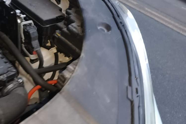 Used CHANGAN NEVO Q05 2025 Truly Delicious Version 125cc Beyond-Excellent Type Engine Bay Left