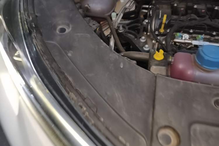 Used CHANGAN NEVO Q05 2025 Truly Delicious Version 125cc Beyond-Excellent Type Engine Bay Right
