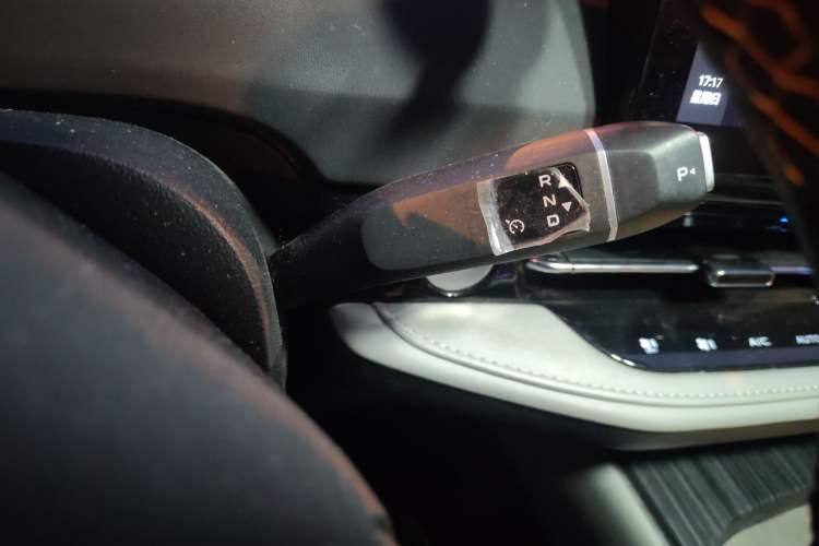 Used CHANGAN NEVO Q05 2025 Truly Delicious Version 125 Deluxe Edition Gear Lever