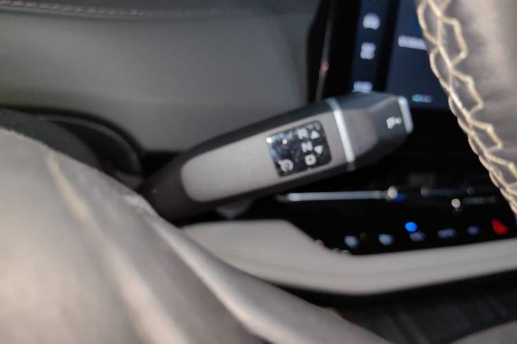 Used CHANGAN NEVO Q05 2025 Truly Delicious Version 125 Deluxe Edition Gear Lever