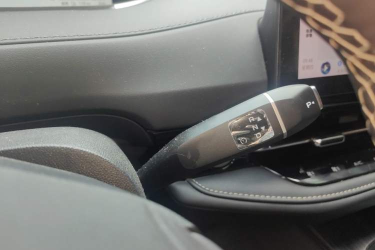 Used CHANGAN NEVO Q05 2025 Truly Delicious Version 125cc Beyond-Excellent Type Gear Lever