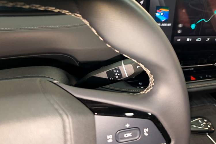 Used CHANGAN NEVO Q05 2025 Truly Delicious Version 125 Deluxe Edition Gear Lever