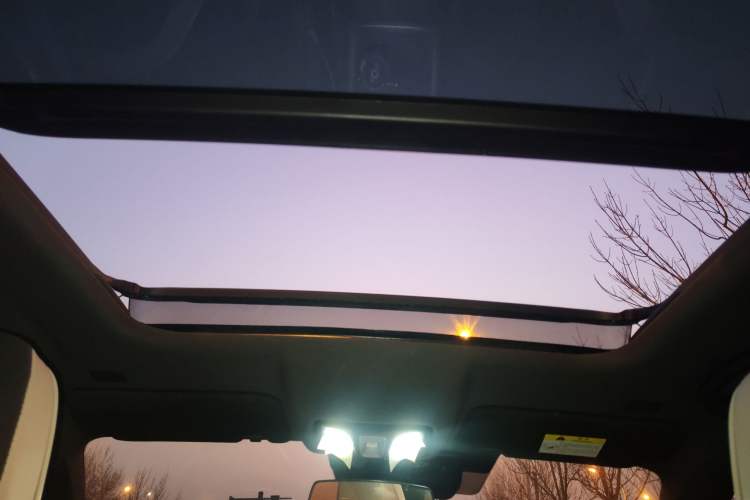 Used CHANGAN NEVO Q05 2025 Truly Delicious Version 125 Deluxe Edition Headliner