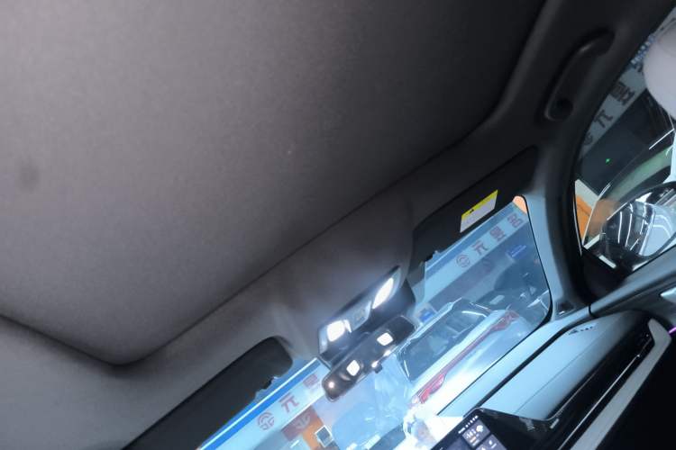 Used CHANGAN NEVO Q05 2025 Truly Delicious Version 125cc Beyond-Excellent Type Headliner
