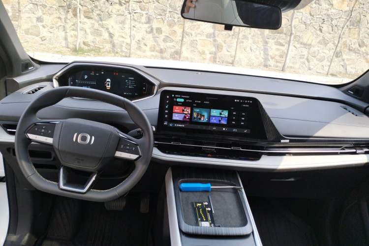 Used CHANGAN NEVO Q05 2025 Truly Delicious Version 125cc Beyond-Excellent Type Interior 2