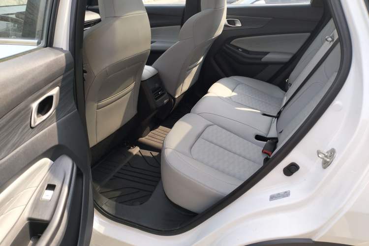 Used CHANGAN NEVO Q05 2025 Truly Delicious Version 125cc Beyond-Excellent Type Interior 4