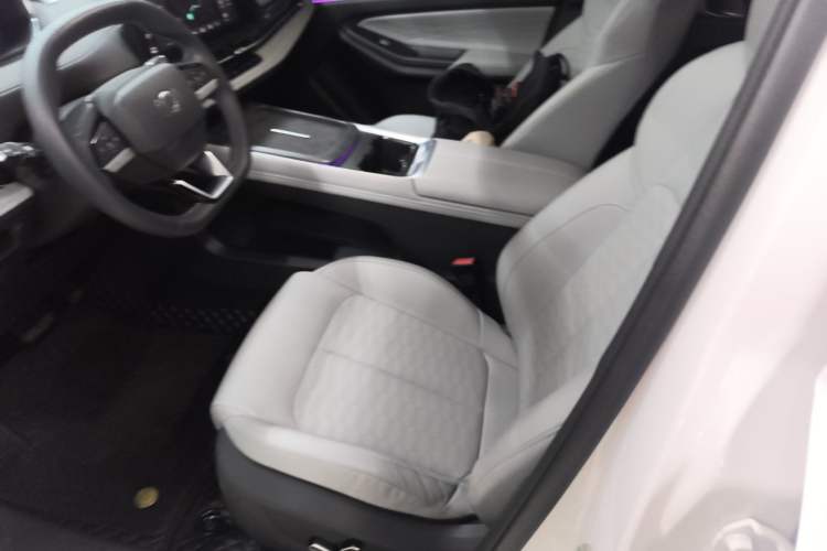 Used CHANGAN NEVO Q05 2025 Truly Delicious Version 125cc Beyond-Excellent Type Left Front Seat