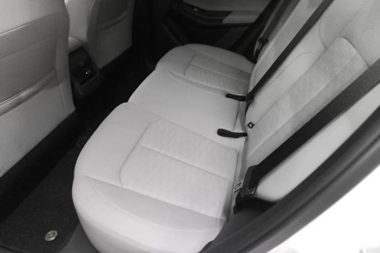 Used CHANGAN NEVO Q05 2025 Truly Delicious Version 125cc Beyond-Excellent Type Left Rear Seat