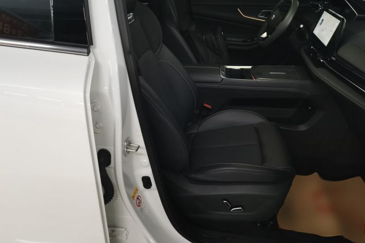Used CHANGAN NEVO Q05 2025 Truly Delicious Version 125cc Beyond-Excellent Type Right Front Seat