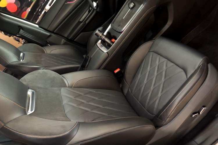 Used CHANGAN NEVO Q05 2025 Truly Delicious Version 125 Deluxe Edition Right Front Seat