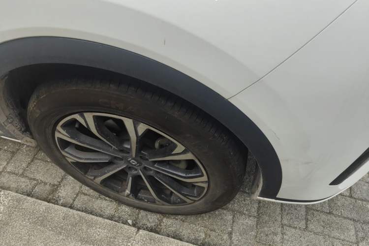 Used CHANGAN NEVO Q05 2025 Truly Delicious Version 125cc Beyond-Excellent Type Right Front Wheel Hub