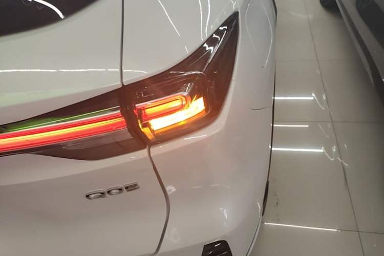 Used CHANGAN NEVO Q05 2025 Truly Delicious Version 125 Deluxe Edition Right Rear Taillight