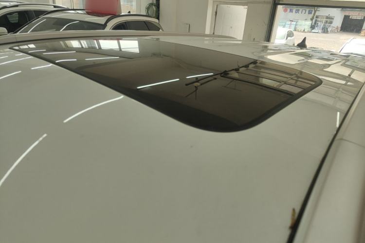 Used CHANGAN NEVO Q05 2025 Truly Delicious Version 125 Leading-Edge Edition Roof