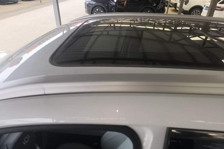 Used CHANGAN NEVO Q05 2025 Truly Delicious Version 125cc Beyond-Excellent Type Roof