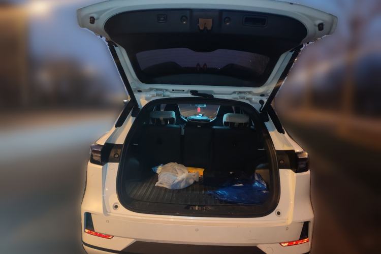 Used CHANGAN NEVO Q05 2025 Truly Delicious Version 125 Deluxe Edition Trunk