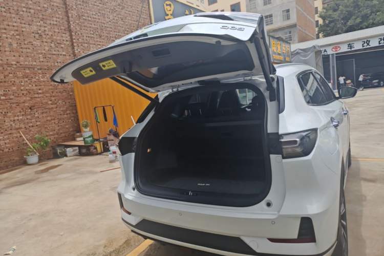 Used CHANGAN NEVO Q05 2025 Truly Delicious Version 125 Deluxe Edition Trunk