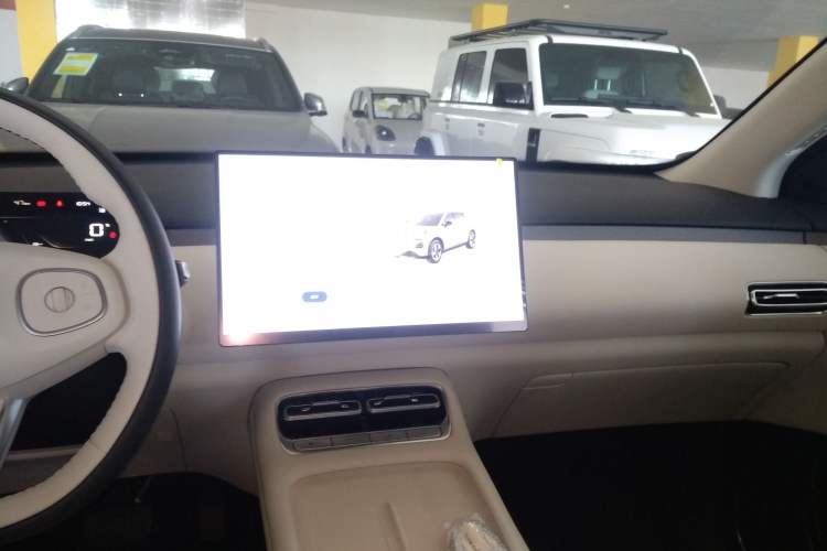 Used CHANGAN NEVO Q05 2026 Model 506 Max Audio And AC Panel